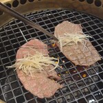 中目黒焼肉 登牛門 - 
