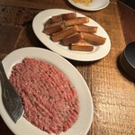 カルネジーオ イースト - 