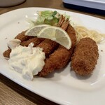 キッチン丸山 - 海老と魚フライ