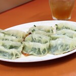 中華居酒屋 上海ママ料理 - 上海ママの特製焼き餃子２人前