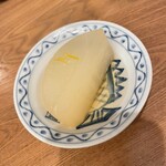 守破李 - 料理写真:通しの大根。味染み良いです。