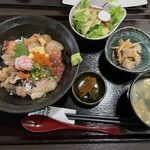 旬鮮居酒や 晴れる屋 - 