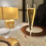 デュ・ヴァン・ハッシシ - 