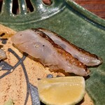 楓庵 - 釣りきんき 皮目に炭をあてて香ばしく