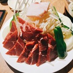 ジンギスカン蒙古焼肉 - 