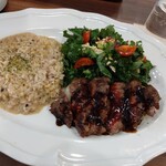 ロイヤルホスト - 料理写真: