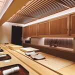 炎水 - 壁はまだまだこれから夏休みに塗られるそうです