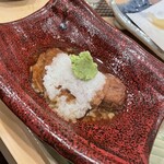 寿し小松 - マグロのなんかと山芋おろしみたいなメニュー、美味し