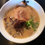 和田党 - あぐー豚ラーメン