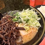 横浜家系総本山 吉村家直系店 ラーメン内田家 - 