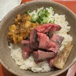麦と麺助 - 神戸牛うにくご飯