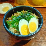 博多とんこつ 天神旗 - ヘタレ丼