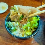 博多とんこつ 天神旗 - ヘタレ丼