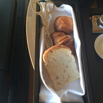 ザ・リッツ・カールトン京都 - パンは三種類から。詳しい内容は本文で。