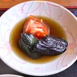 さくら本店 - (ﾗﾝﾁ)さくら定食 変わり鉢：トマトと茄子の煮びたし　2025.12.23