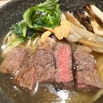 麦と麺助 - 神戸牛そば