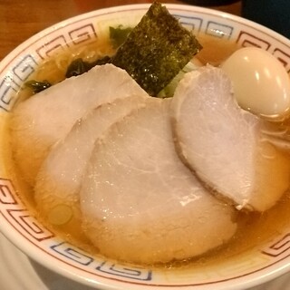 中華そば ちくりん - 料理写真:豚モモチャーシュー麺1100円+味玉120円=1220円