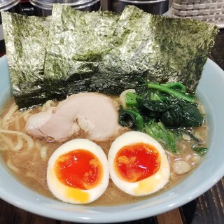 ら~めん ありがた家_1