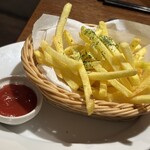 イタリアン大衆酒場HARUTA - HARUTAのプライドポテト（ノーマル）