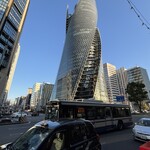 風来坊 センチュリー豊田ビル店 - 名古屋モード学園スパイラルタワーズ
                                螺旋状のビルです