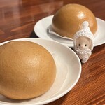 よしやす食堂 - あんまん  ¥400