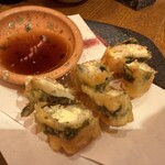 炭焼き大 - 平貝のチーズ磯辺揚げ 868円
