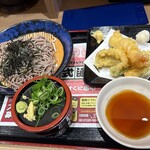 資さんうどん - 料理写真: