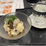 BAY-ya - BAY-ya のポテトサラダと日本酒
