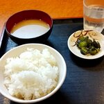 埼玉漁港 海鮮食堂 そうま水産 - これらはセルフサービスで食べ放題