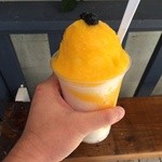 Monsarrat Ave Shave Ice  - Mango  Mediam(税込＄5)