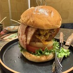 一億円で居酒屋建ててみた。億万鳥者 新宿本殿 - 