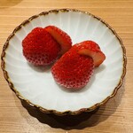 大阪天満宮 鮨とよなが - いちご