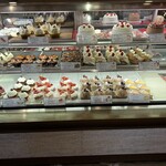 プティ・マリエ 幕張スイーツファクトリー - 