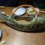 小川の魚 - 