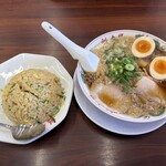 ラーメン魁力屋 - 料理写真: