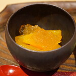 炎水 - ●紅まどんな
      果実の粒立ちを感じながら甘みとほのかな甘いで爽やかにコースを締め括る。