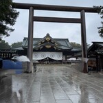 개별룸 몬자 코보레야 이고 - 점심에는 어머니의 소원이었던 야스쿠니 신사에 갔습니다.