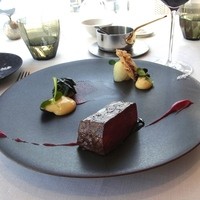 エスキス - 肉料理／北海道産蝦夷鹿のロースト