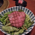 焼肉 恵将苑 - 上タン＋チョレギサラダ