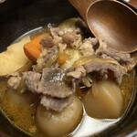 郷土酒亭 元祖 炉ばた - 仙台牛の肉じゃが