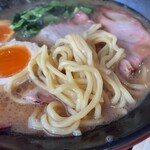 横浜家系ラーメン竈門家直系店赤門家 - 