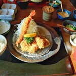 とんかつ 梨庵 - 料理写真:ヒレカツ＋海老フライ