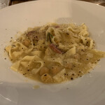 ワイン&デリ ノイエアルテ - 