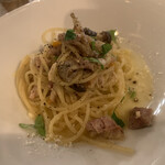 ワイン&デリ ノイエアルテ - 