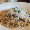 ダイニング ルオーレ - ポルチーニパスタにチーズをたくさんかけてもらいました