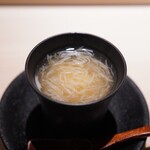 鮨 西崎 - 湯葉と蟹の茶碗蒸し