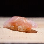 鮨 西崎 - 白甘鯛　咀嚼して分かる上品な甘い香り