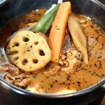スープカリー専門店 元祖 札幌ドミニカ - 黒チキン200g大辛