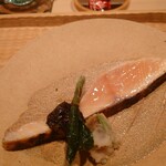 伯雲 - 桜鱒の炭火焼き