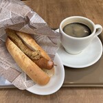 フォレスティコーヒー - 料理写真:ホットドックのセット税込550円